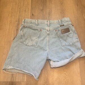 Wrangler Cut Off Denim Shorts Waist 32 Light Wash Country Girl Western